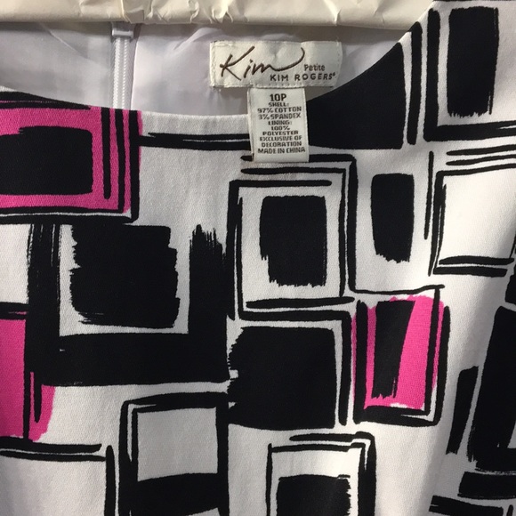 Sleeveless Summer Dress - Picture 2 of 2